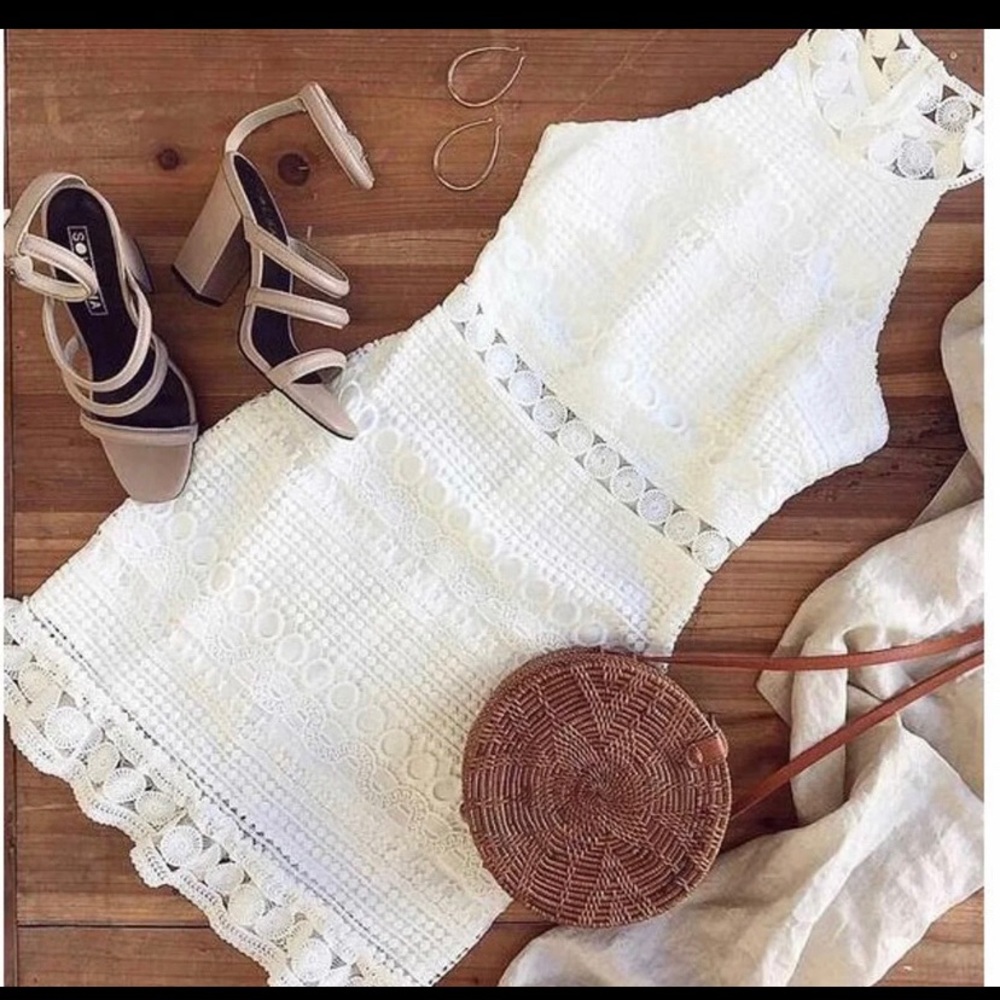 White lace dress